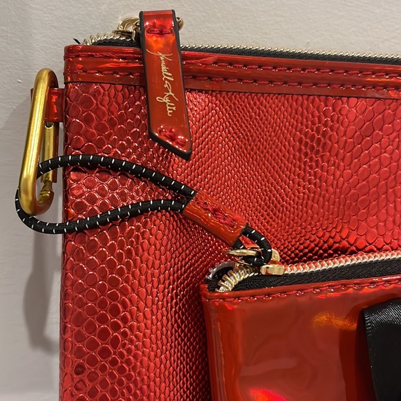 ❌SOLD❌ Kendall & Kylie Los Angeles Red Metallic Makeup Cosmetic Bag Case Pouch - Picture 3 of 7
